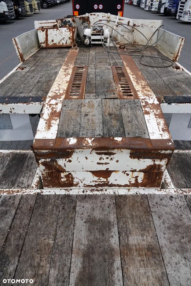 ACTM NACZEPA LAWETA / NISKOPODWOZIOWE / NAJAZDY HYDRAULICZNE / 13,6 M / WYCIAGARKA - 18