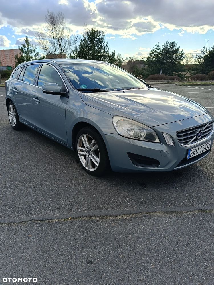Volvo V60 D3 Summum - 18