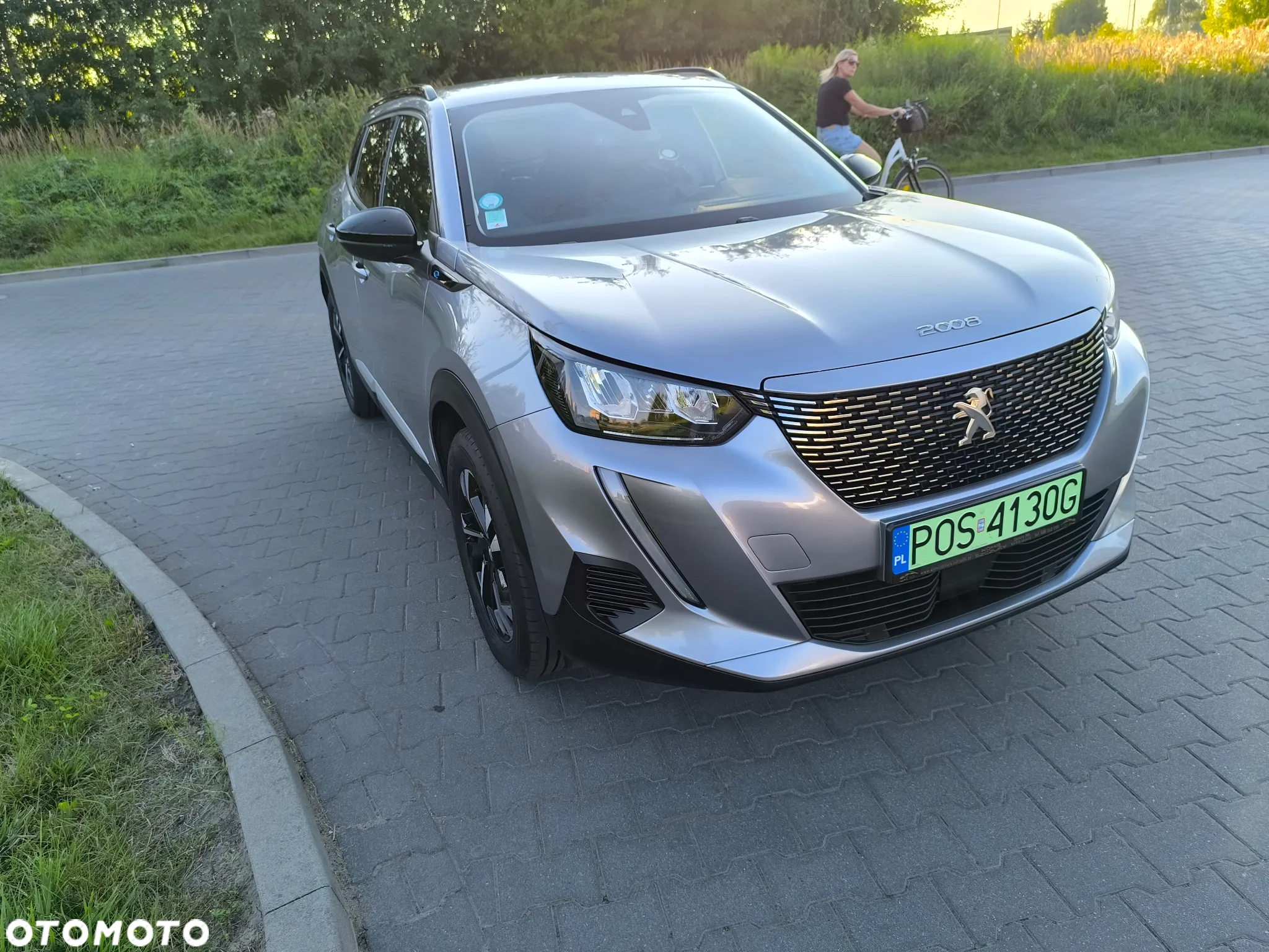 Peugeot 2008 e-2008 Allure Pack - 12