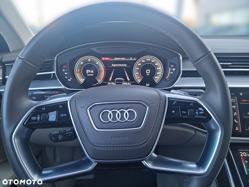 Audi A8 - 17