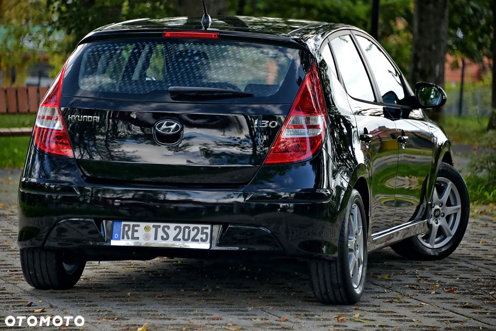 Hyundai i30 1.4 Comfort EU5 - 6