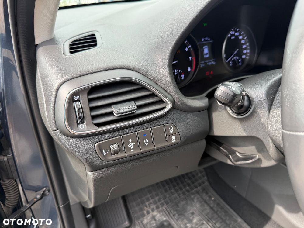 Hyundai i30 1.5 DPI Modern - 11