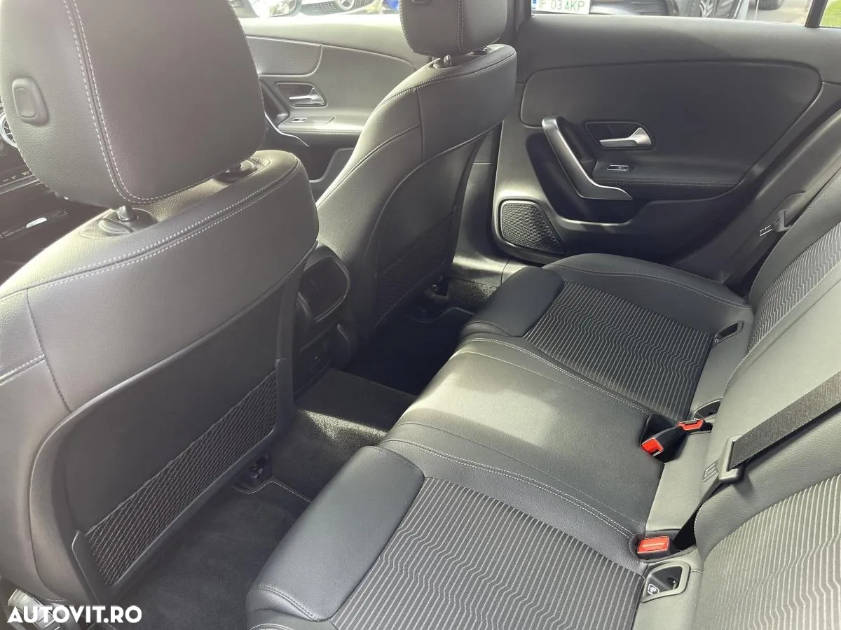 Mercedes-Benz A 180 7G-DCT - 9