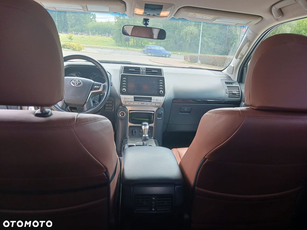 Toyota Land Cruiser 2.8 D-4D Automatik - 9