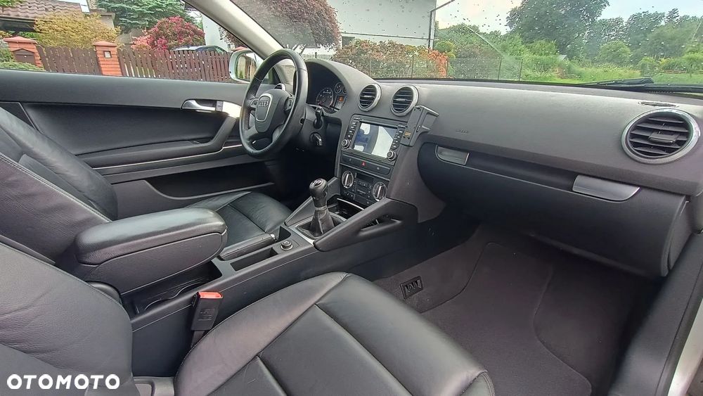 Audi A3 3-drzwiowe 1.6 S line Sportpaket (plus) - 25