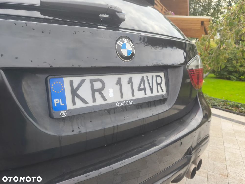 BMW Seria 3 325xi Touring - 11