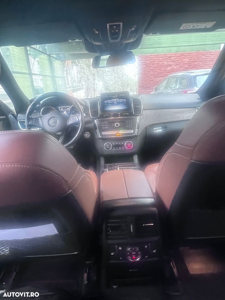 Mercedes-Benz GLE - 12