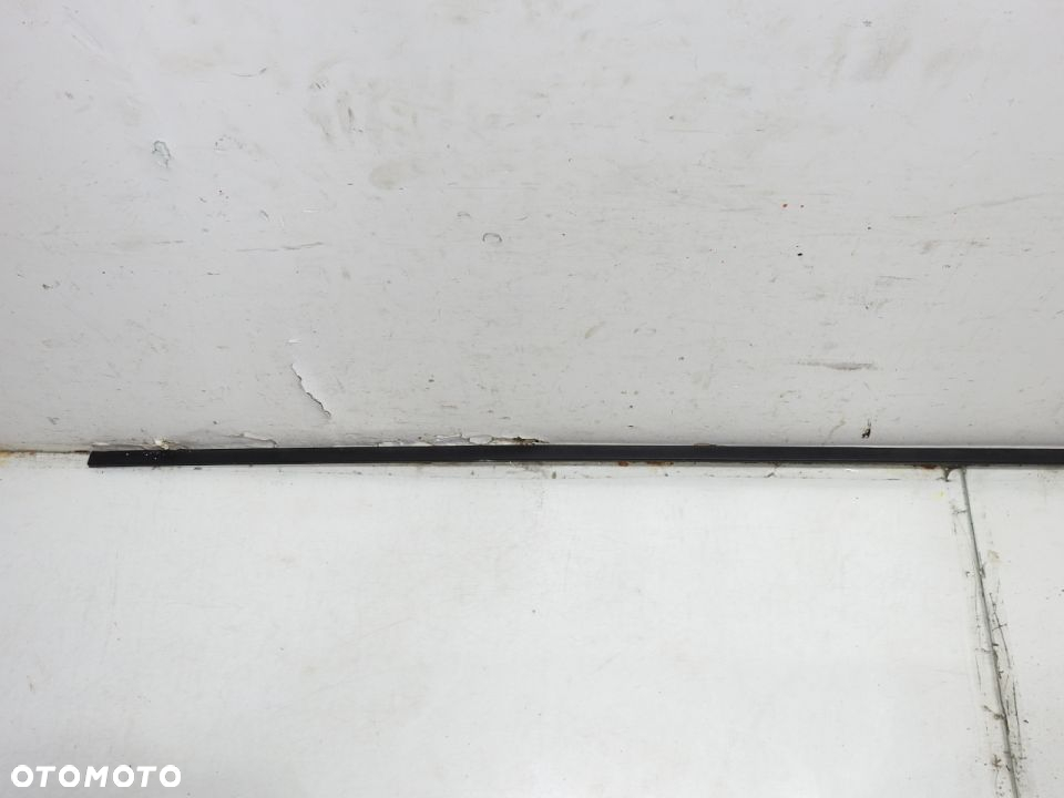 LISTWA DACHOWA DACHU LEWA KIA SORENTO I - 3