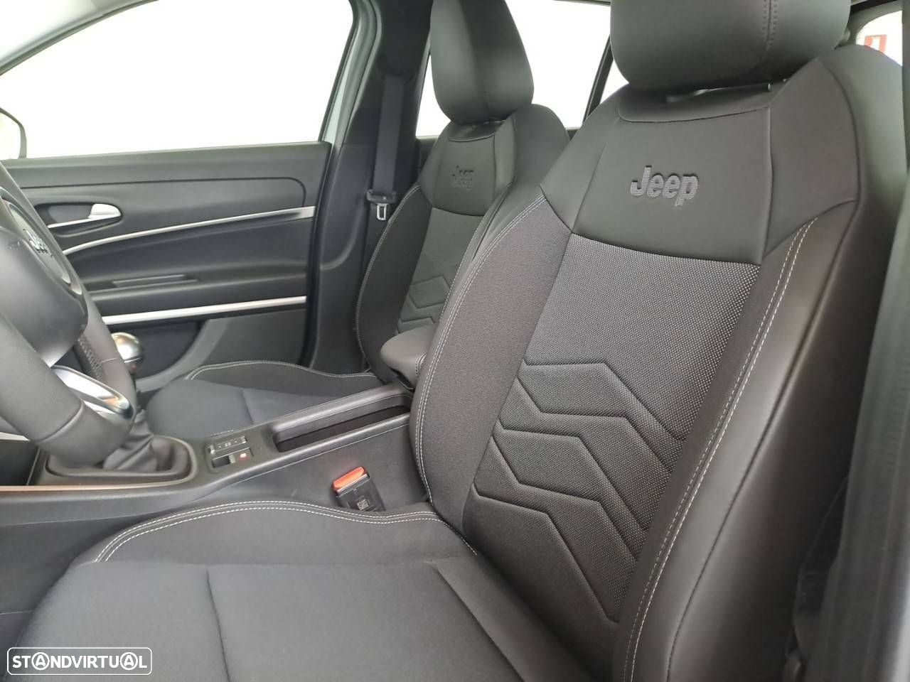 Jeep Avenger 1.2 GSE T3 Altitude - 9