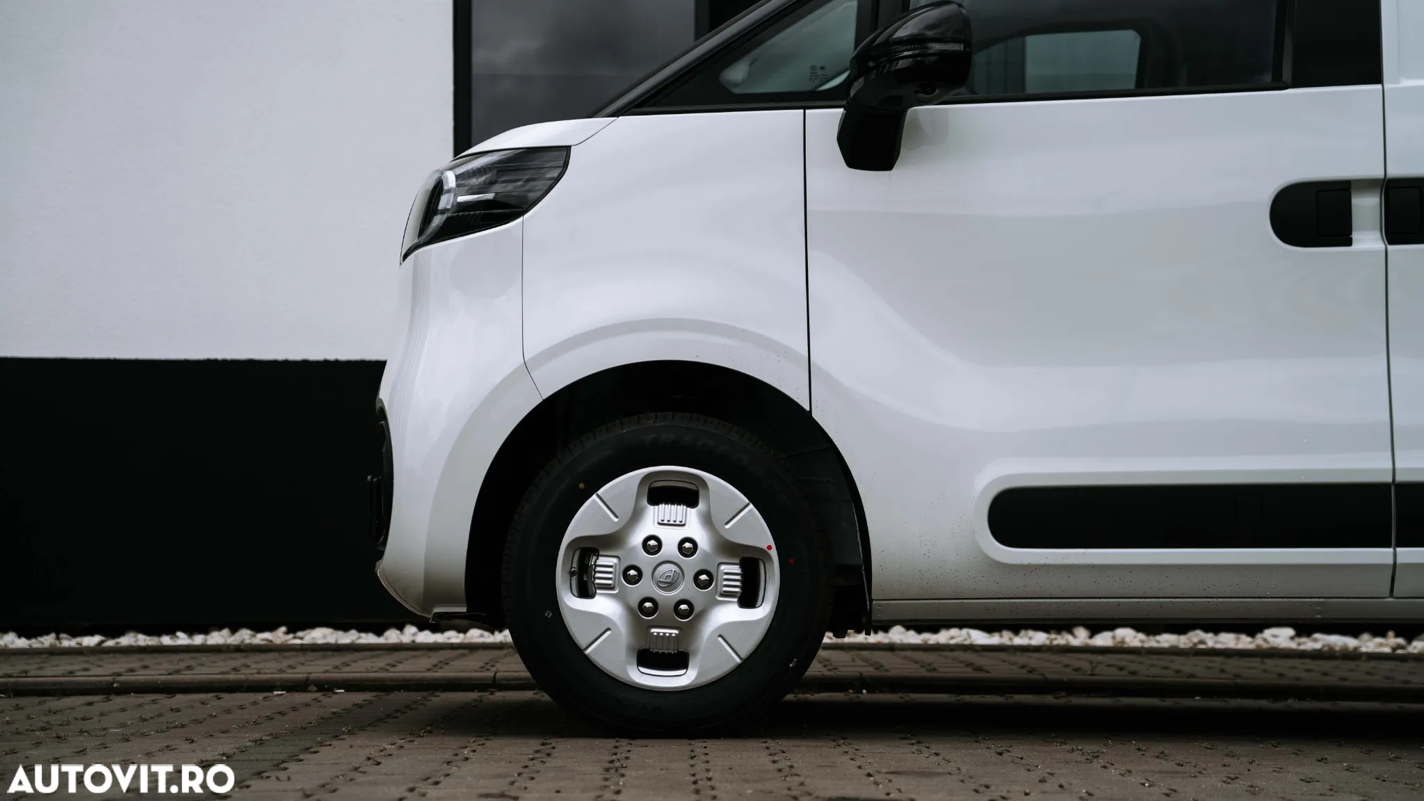 Maxus eDELIVER 5 - 6