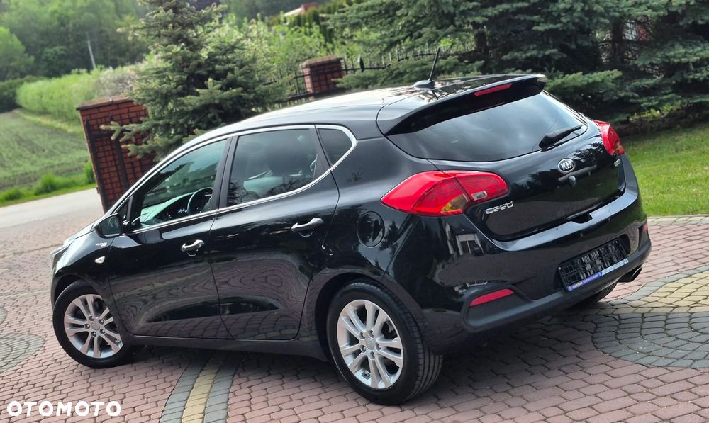 Kia Ceed 1.6 GDI Platinum Edition - 6