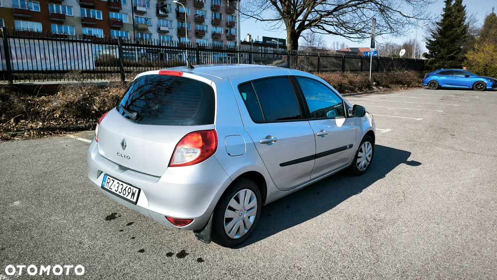 Renault Clio 1.5 dCi Authentique - 3
