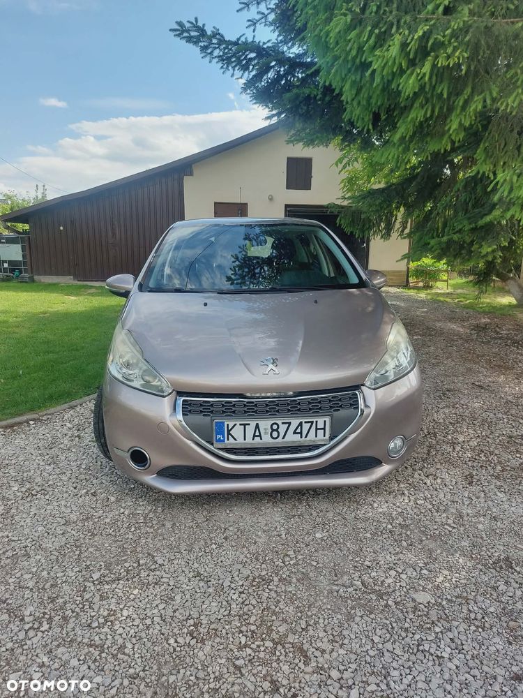 Peugeot 208 1.6 e-HDi Active STT - 1