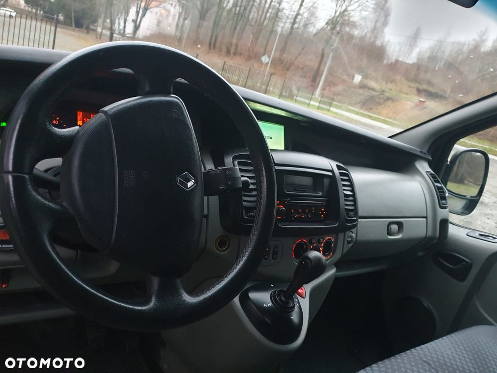 Renault TRAFIC - 14