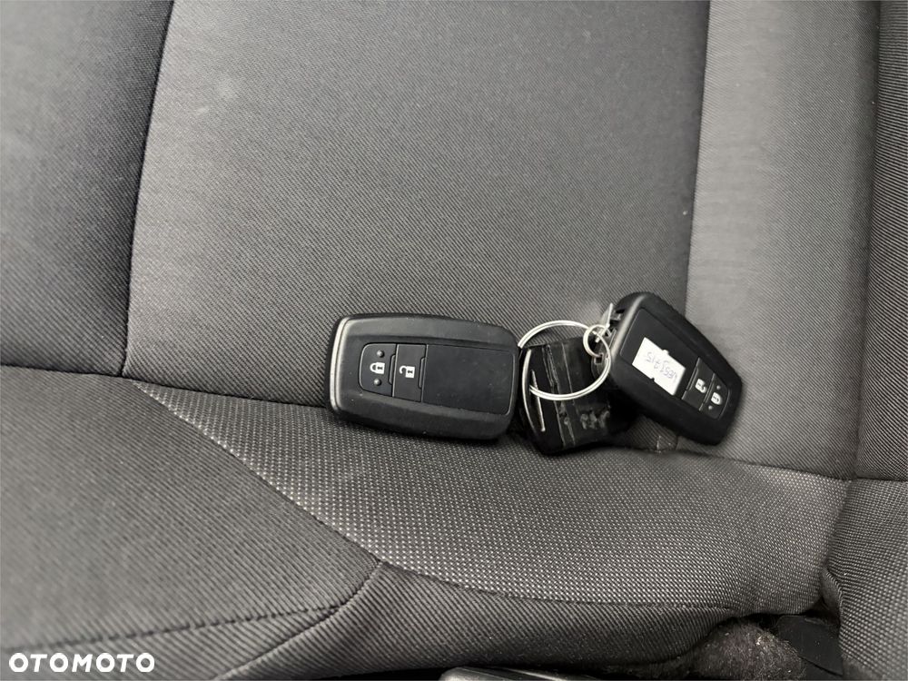 Toyota Corolla 1.8 Hybrid Active - 16