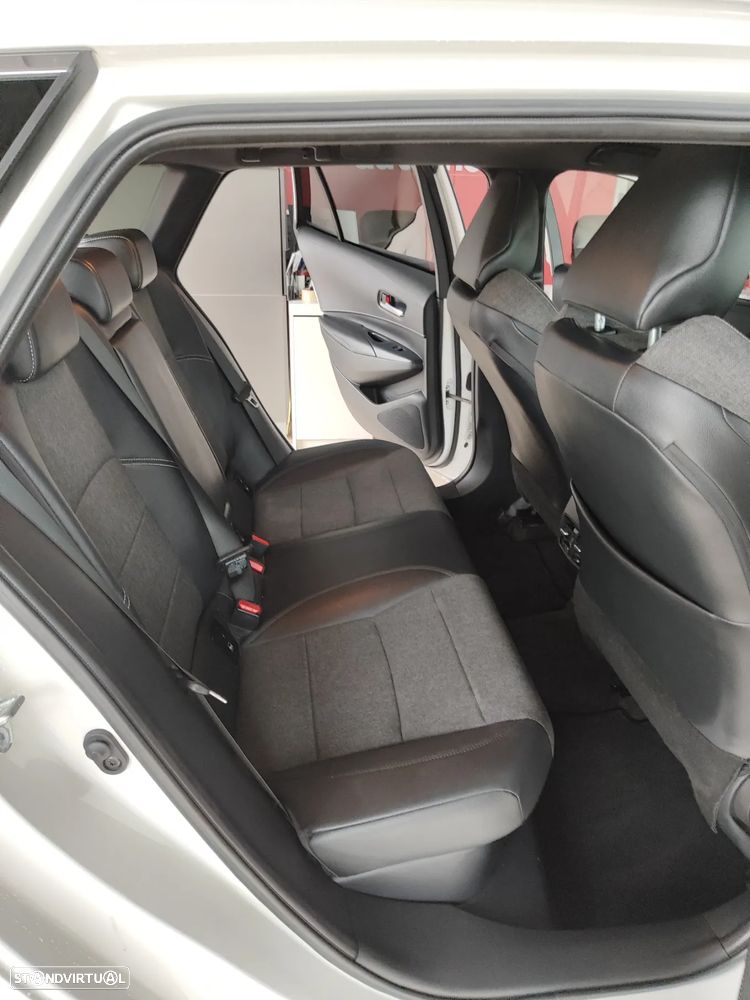 Toyota Corolla Touring Sports 1.8 Hybrid Comfort - 17