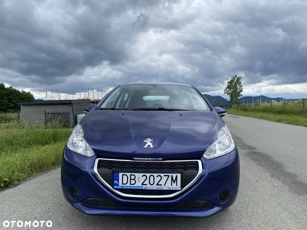 Peugeot 208 - 3
