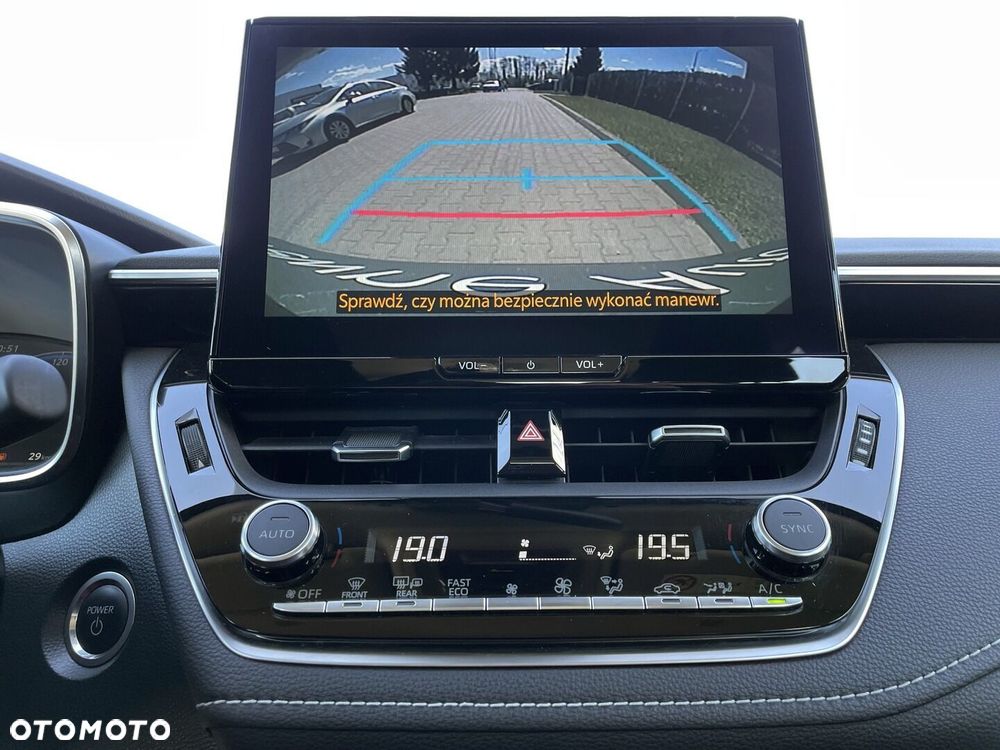 Toyota Corolla 1.8 Hybrid Comfort - 16