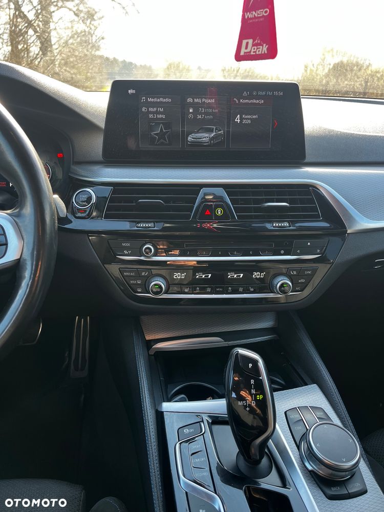 BMW Seria 5 520d M Sport Edition - 16