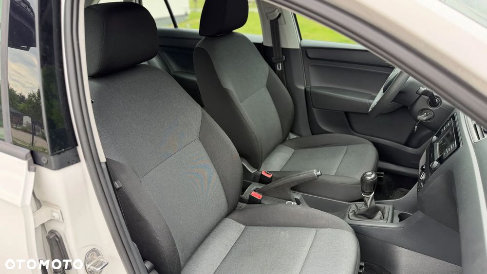 Skoda RAPID 1.4 TDI DPF Ambition - 20