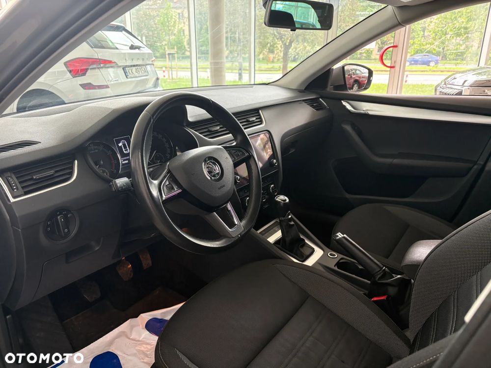 Skoda Octavia 1.5 TSI GPF ACT Ambition - 8