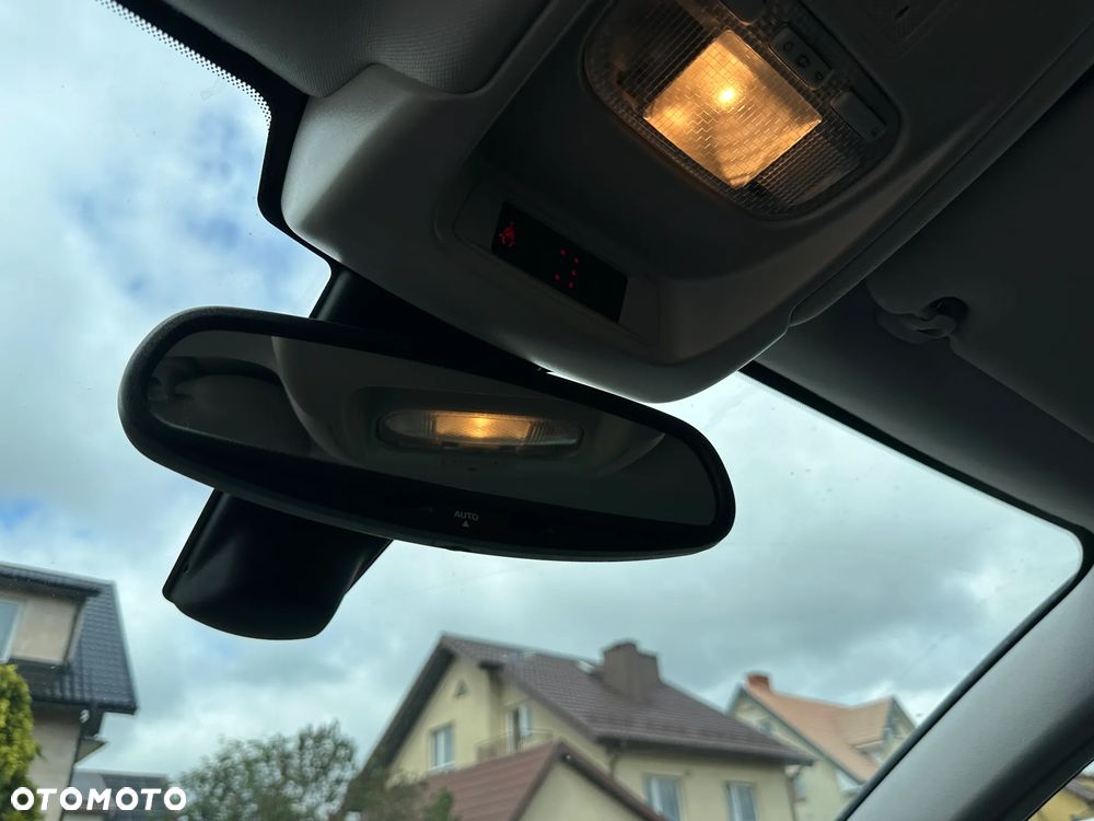Citroën C5 2.0 16V Confort - 21
