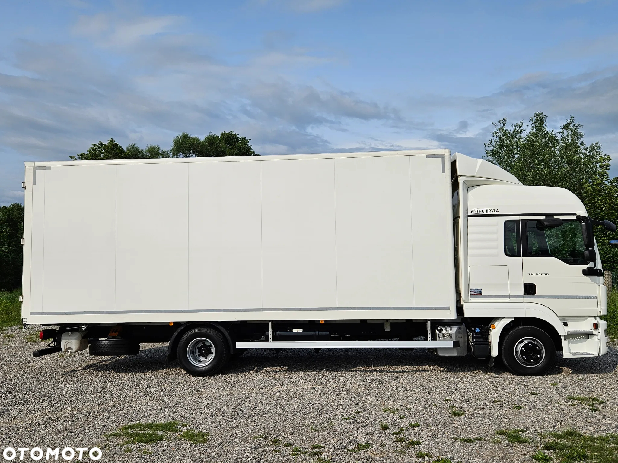 MAN TGL 12.250 / KONTENER / IZOTERMA / WINDA / 2019R / EURO 6 / PEŁEN SERWIS /  6 TON ŁADOWNOŚĆ  / SPROWADZONY / ZADBANY / JAK NOWY /  KSIĄŻKA SERWISOWA / E6 / 17 PALET - 13