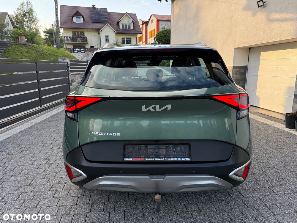 Kia Sportage 1.6 T-GDI MHEV Business Line 4WD DCT - 10