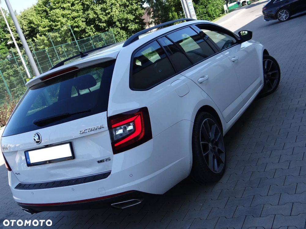 Skoda Octavia 2.0 TDI (Green tec) 4x4 DSG RS - 16
