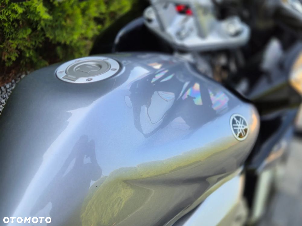 Yamaha FZ6 - 16