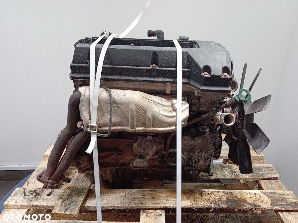 DAEWOO SSANGYONG MUSSO SILNIK BENZYNOWY 2.3 16V M111.970 - 3