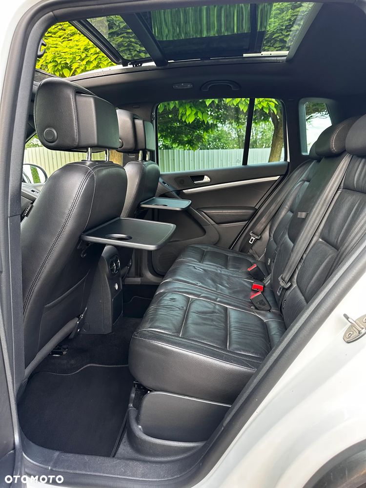 Volkswagen Tiguan 2.0 TDI SCR R-Line - 12