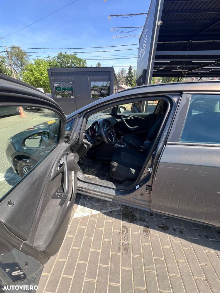 Opel Astra 1.6 CDTI ECOTEC Start/Stop Active - 9