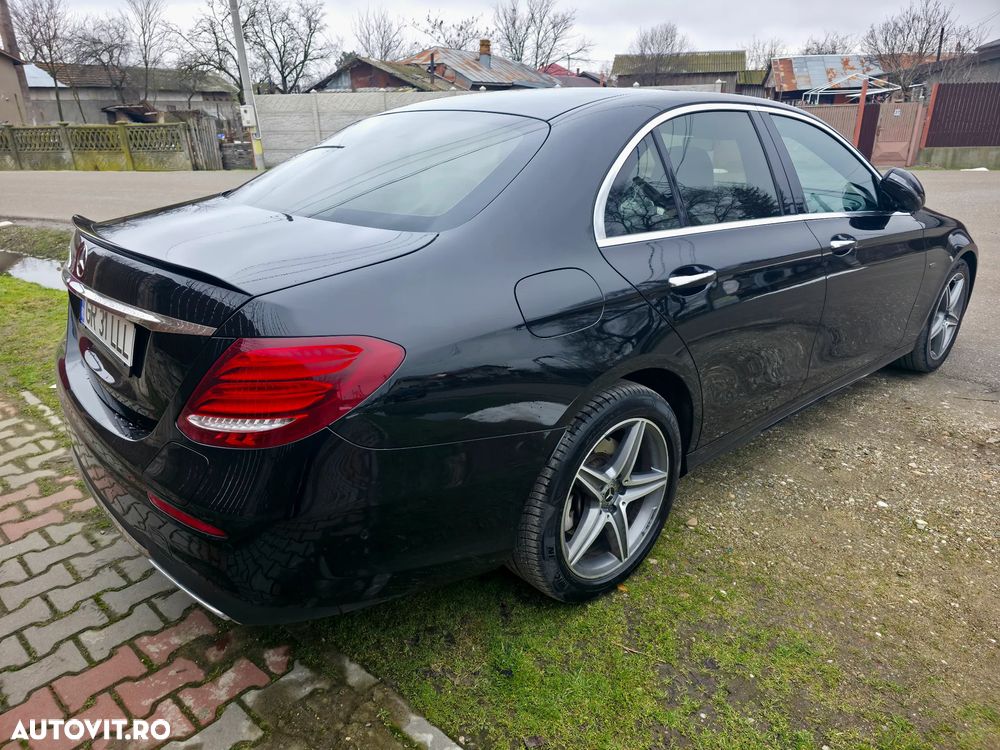 Mercedes-Benz E 300 de 9G-TRONIC AMG Line - 7