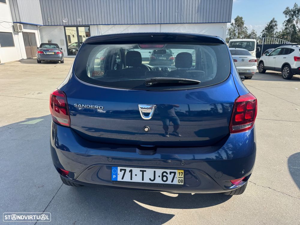 Dacia Sandero - 4