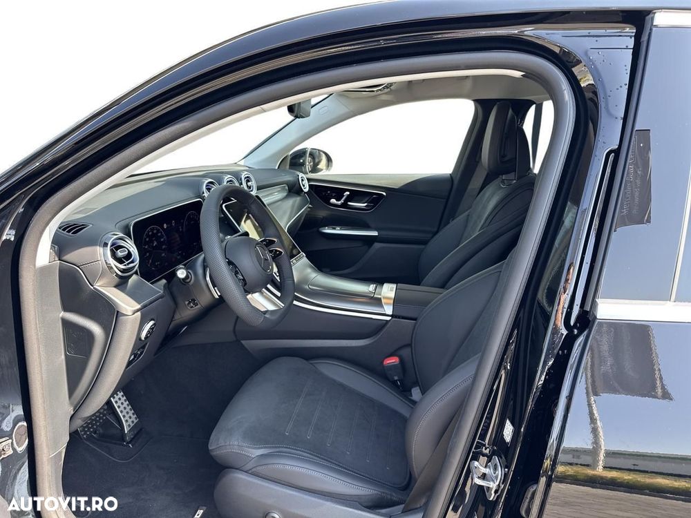 Mercedes-Benz GLC Coupe 300 e 4MATIC - 11