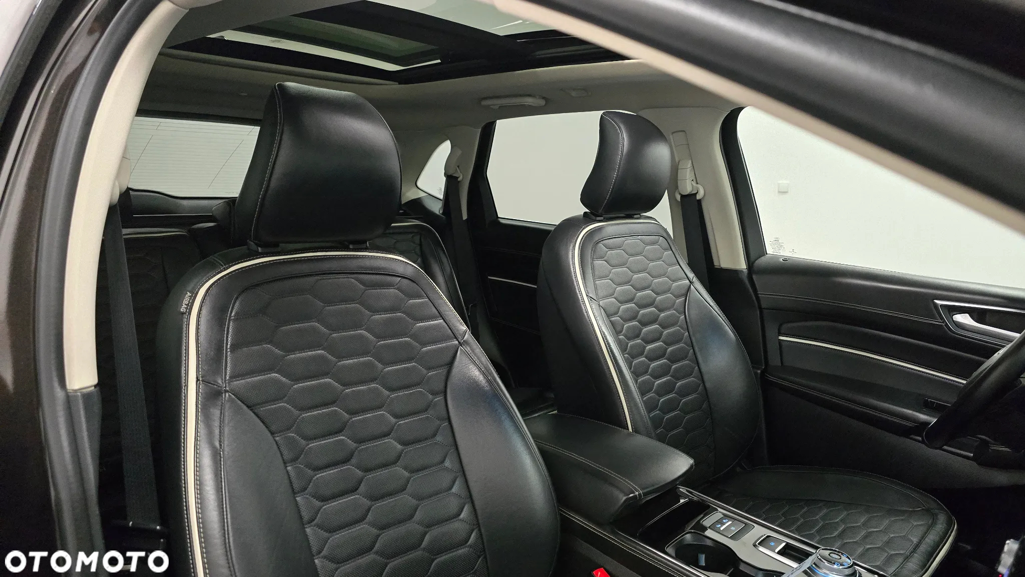 Ford Edge 2.0 EcoBlue Bi-Turbo 4x4 Vignale - 22
