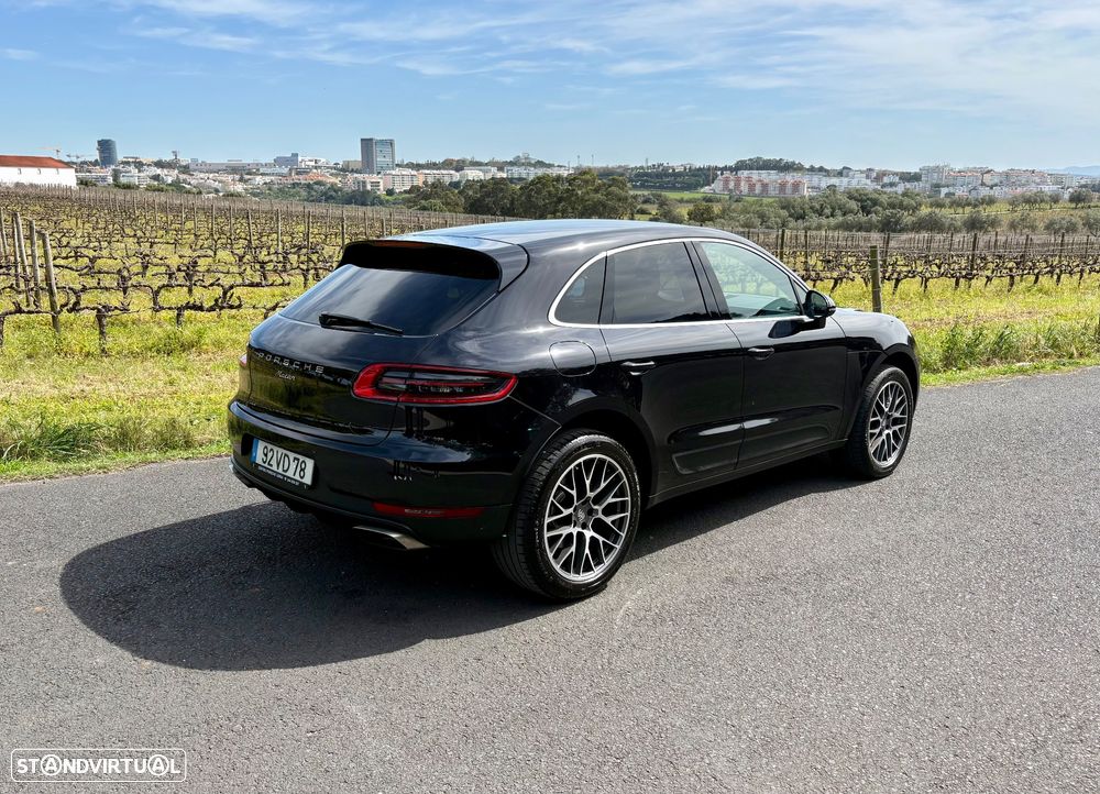 Porsche Macan Standard - 4