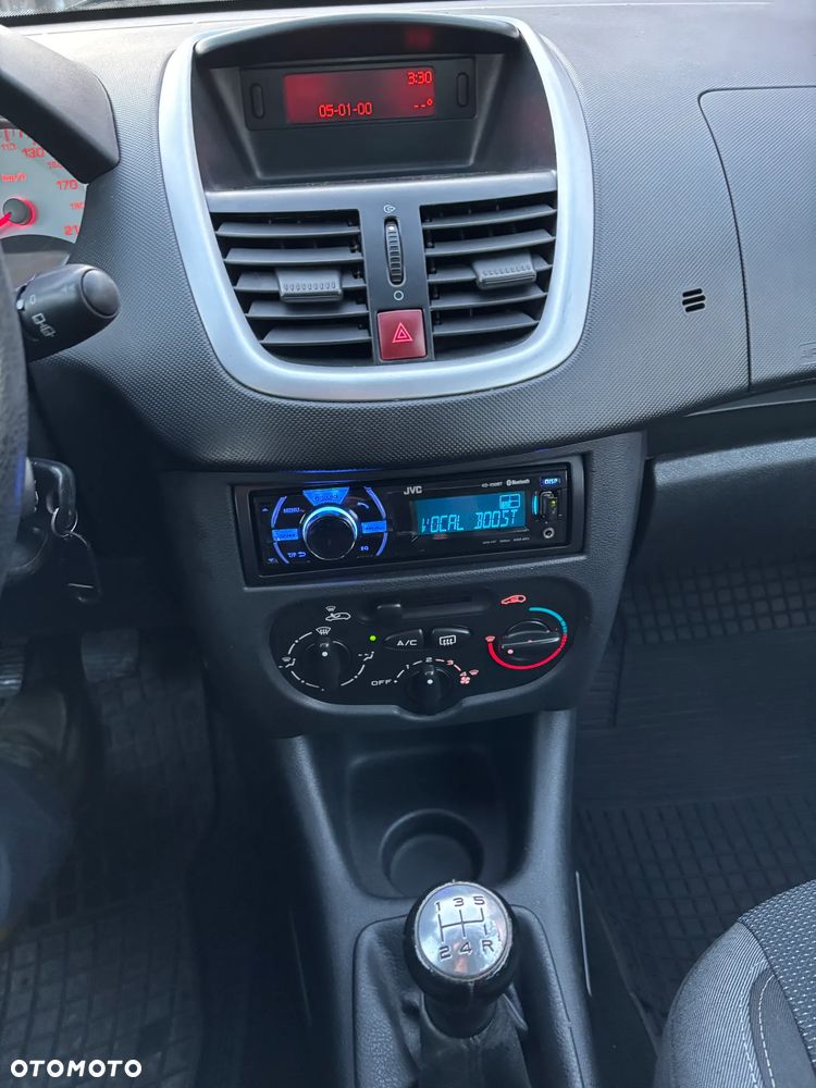 Peugeot 206 plus 60 - 20