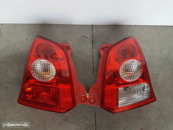 Farolins Nissan Pixo /Suzuki Alto