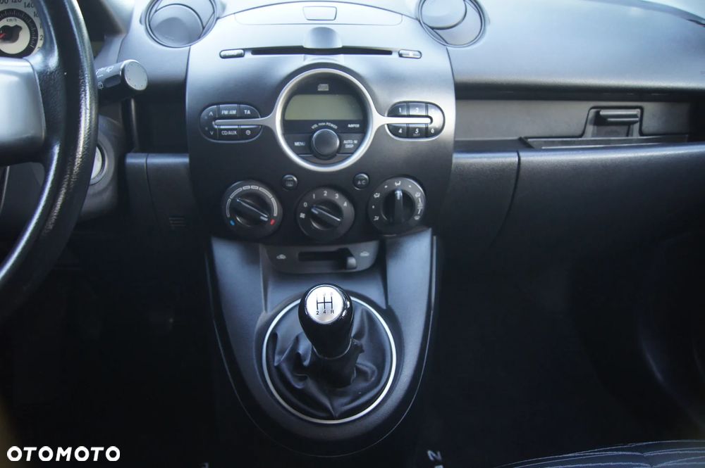 Mazda 2 1.3 MZR Active - 13