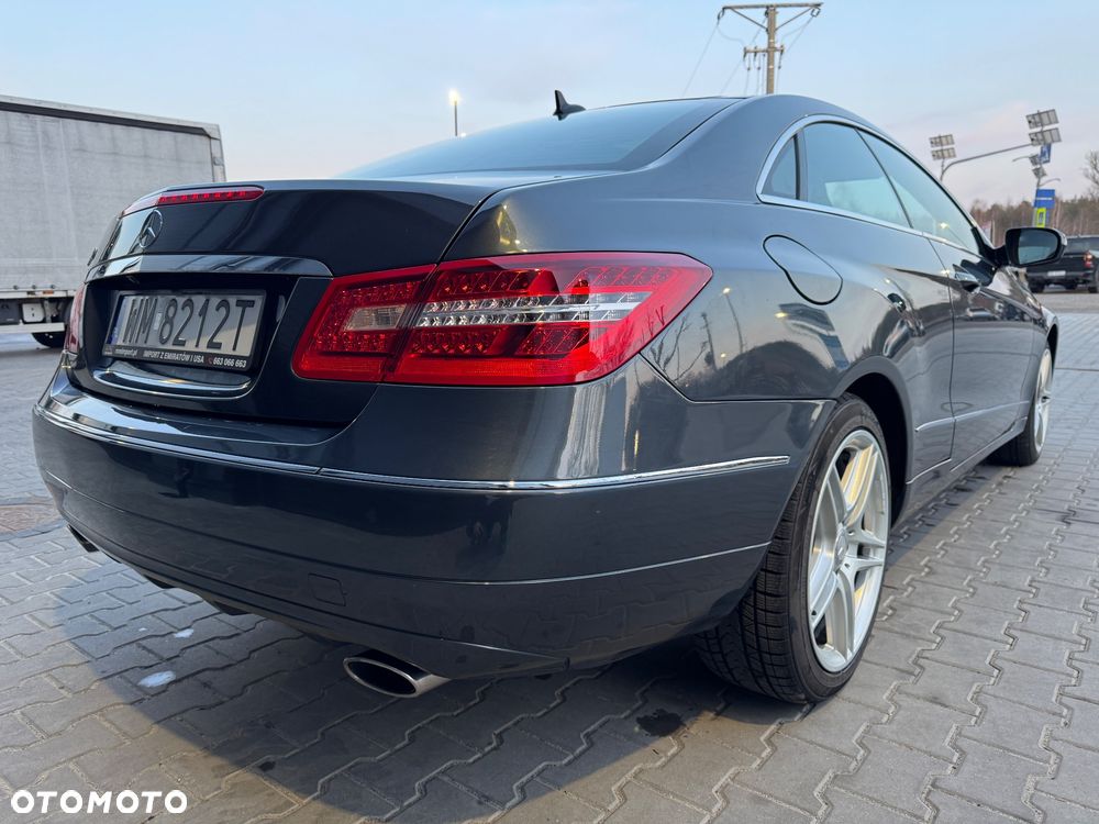 Mercedes-Benz Klasa E 350 7G-TRONIC - 18