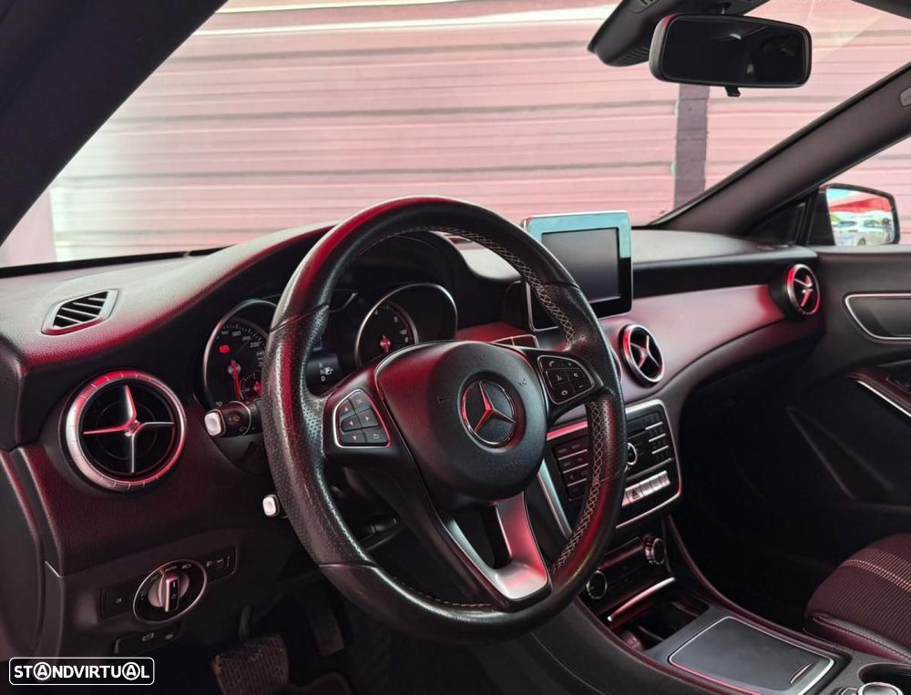 Mercedes-Benz CLA 200 - 7