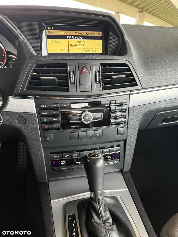 Mercedes-Benz Klasa E 350 CDI DPF BlueEFFICIENCY 7G-TRONIC Avantgarde - 18