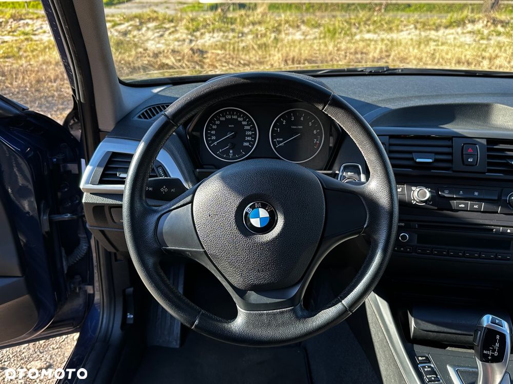 BMW Seria 1 118i - 16