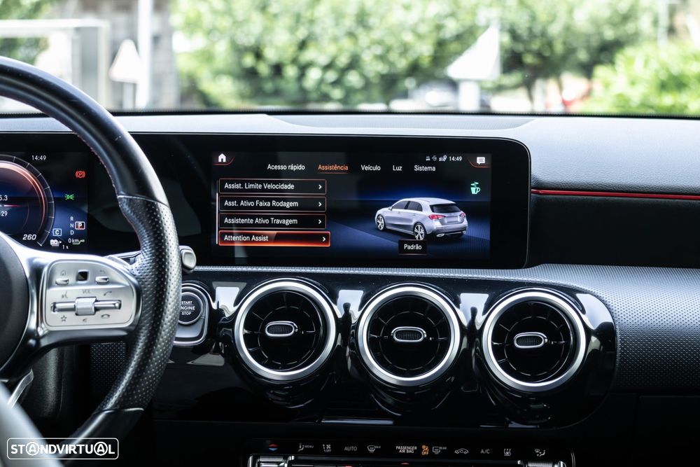 Mercedes-Benz A 250 e AMG Line - 42