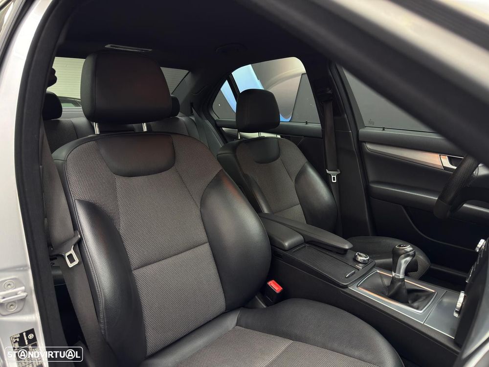 Mercedes-Benz C 220 BlueTEC AMG Line - 22