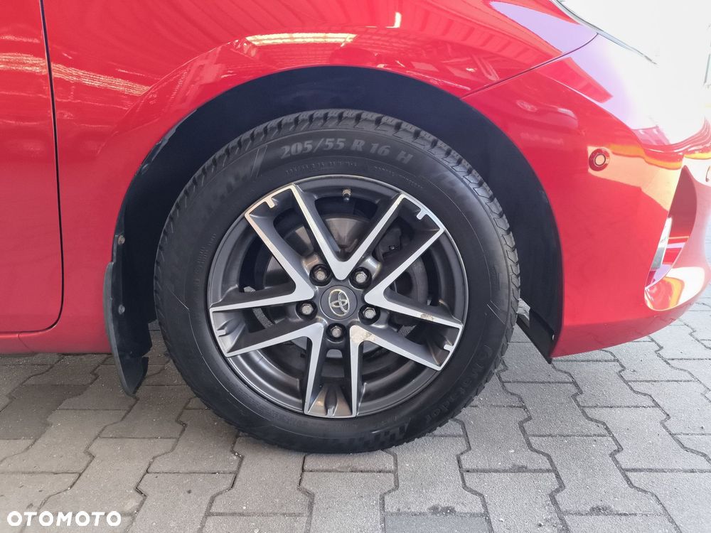 Toyota Auris 1.6 Premium - 10