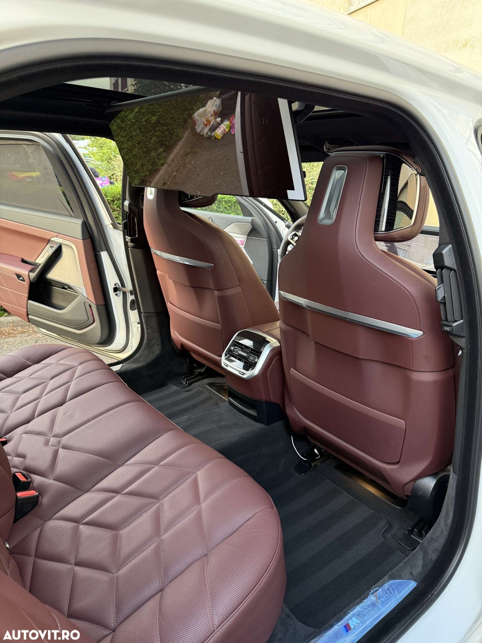 BMW Seria 7 740d xDrive MHEV - 15