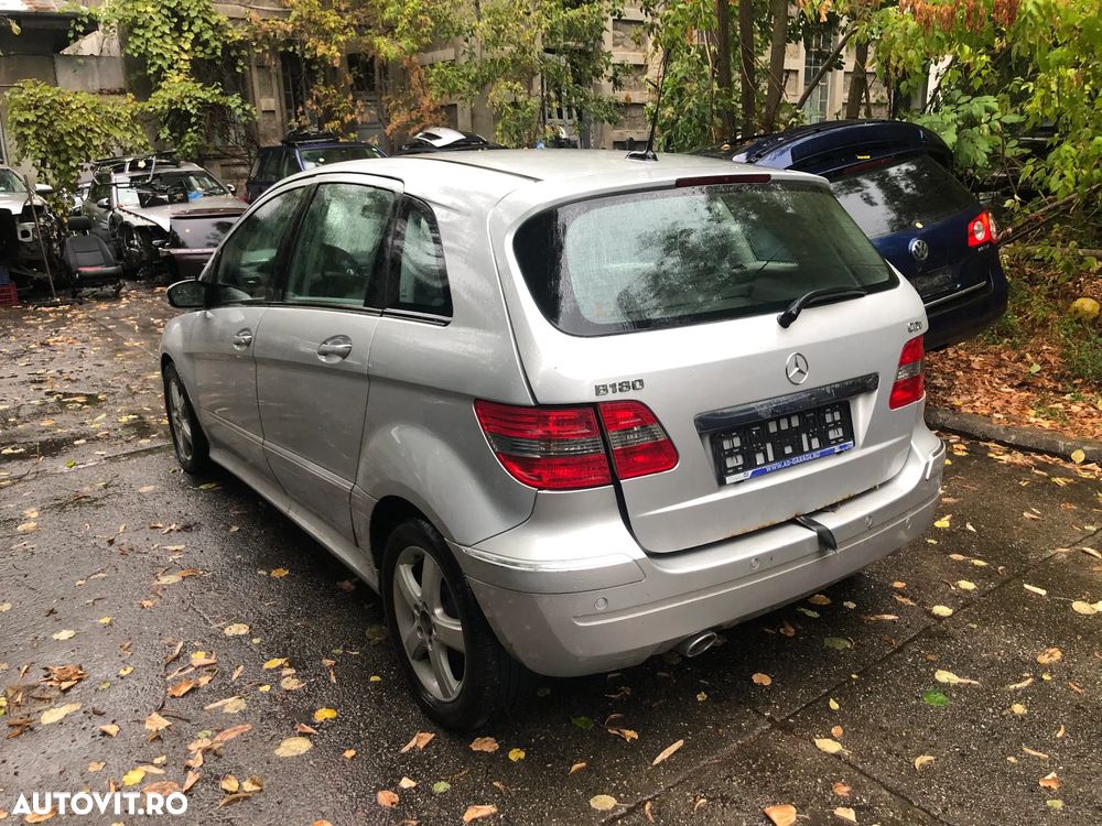 Dezmembrez Mercedes Benz B200 CDI W245 gri argintiu 2006 automat - 8